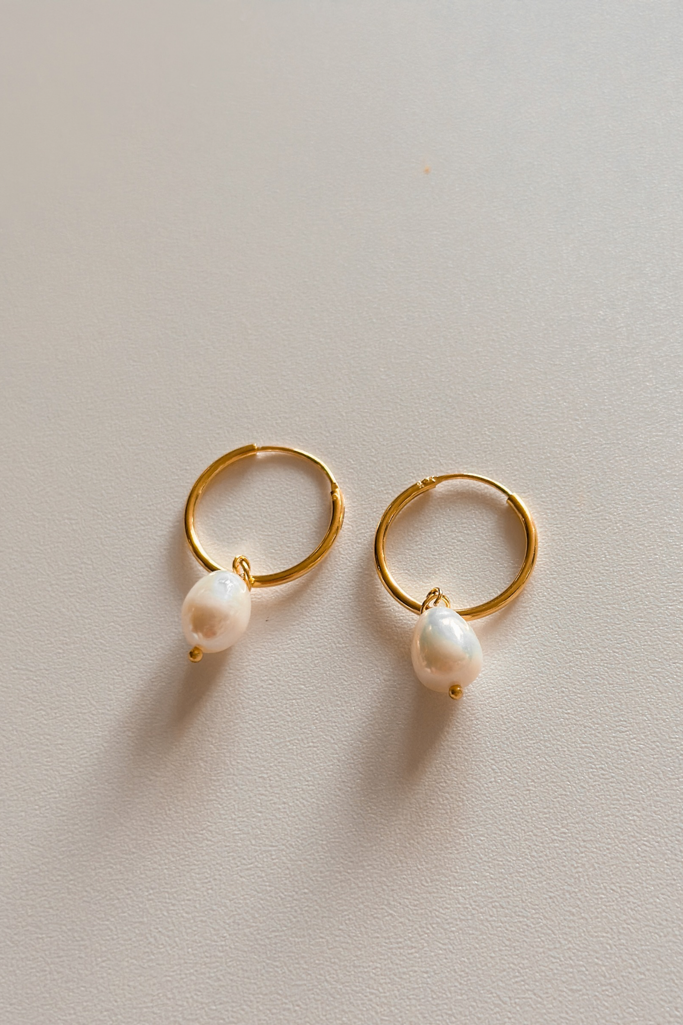 <tc>Leah: Pendientes Colgantes</tc>