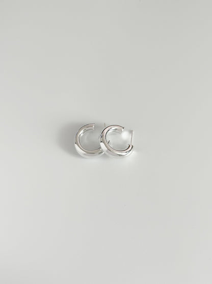 Oír: 18mm Chunky Gold Hoops